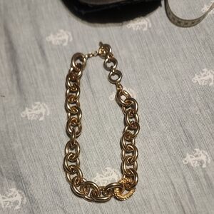 Banana Republic Chunky Elegant Gold Chain Necklace Used